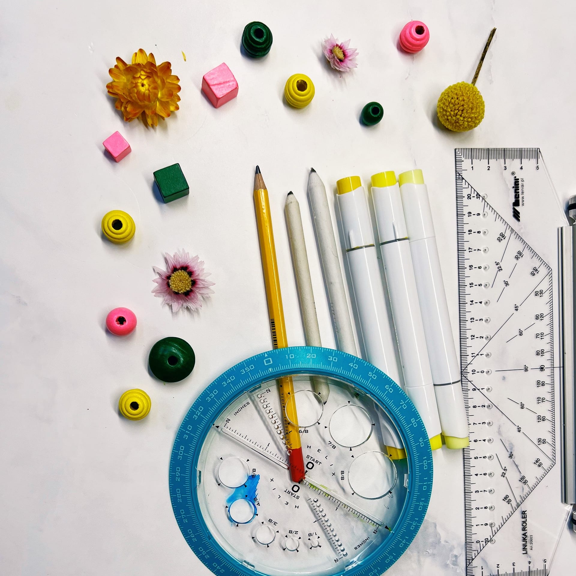 Supplies for the mindful line of circles exercise